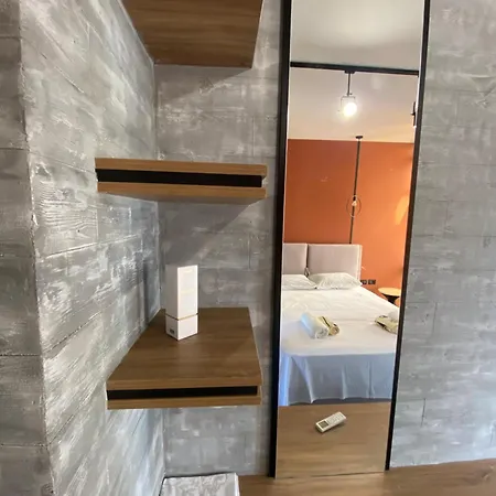 Center Concept/brand New Дуррес